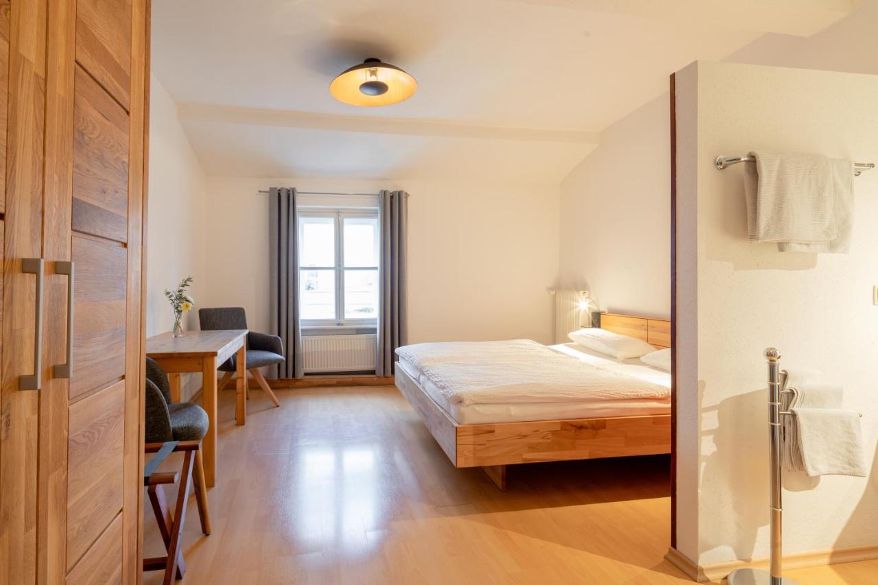 Pension Goldenes Schiff Passau Room photo